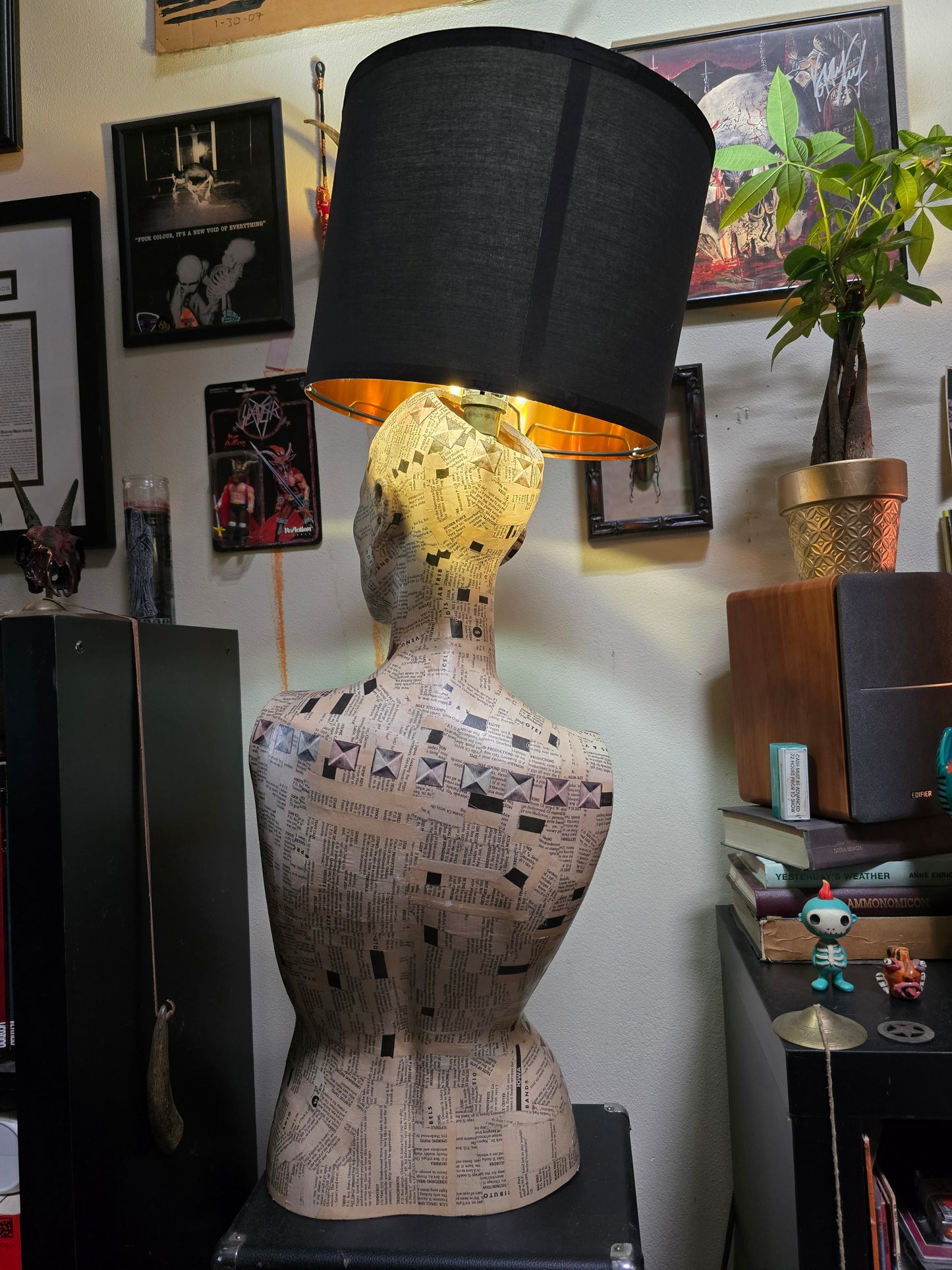 Punk Bat Mannequin Lamp