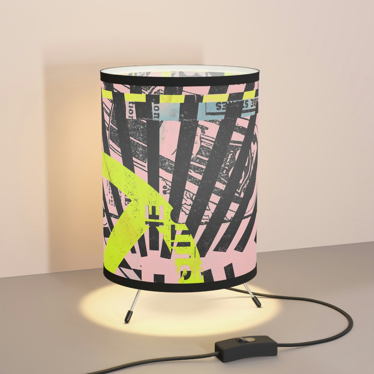 Tripod Lamp, Flyer Art, US\CA plug